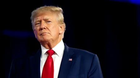 Donald Trump a venit la redeschiderea CATEDRALEI Notre-Dame cu un avion privat. Va fi primit la Palatul Elysee de Emmanuel Macron