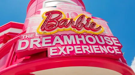 Povestea ascunsă din spatele filmului „BARBIE”. Producătorii au provocat o penurie globală de vopsea roz