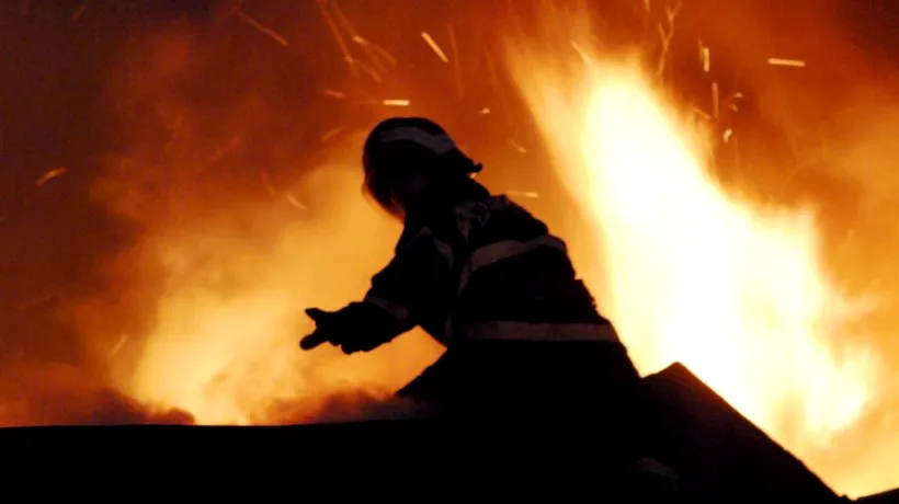 Panică la un hotel din Predeal: 120 de turiști evacuați, din cauza unui incendiu
