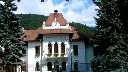 Recorder: Cum sifonează miliarde primarul Vlad Oprea din Sinaia. 