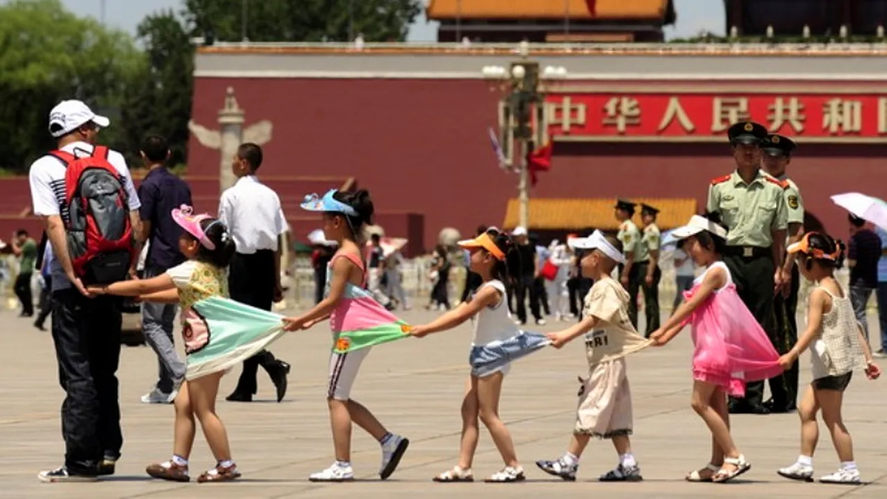 MEDIAFAX ZOOM - Viața cotidiană în comunism