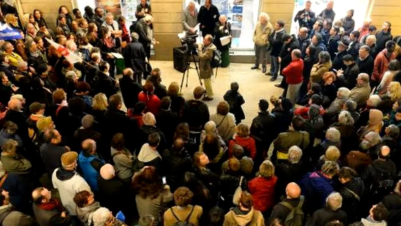 Motivul pentru care sute de persoane au protestat la Nantes. „Este o CRIMĂ împotriva umanității!