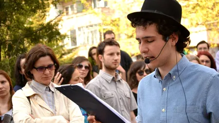 Eliade, gen! Cum am dat bacul la română și istorie, cu bastonul pe străzile Bucureștilor, meditat de tânărul Edmond