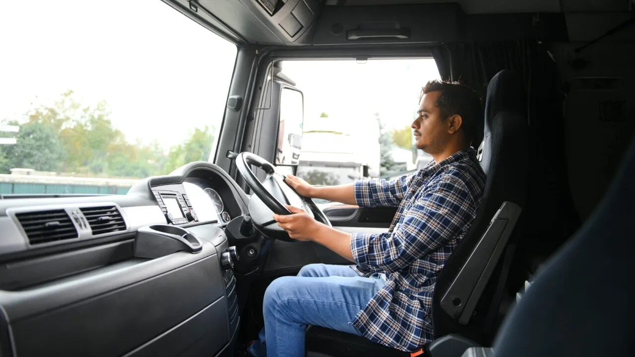 Șoferii din Marea Britanie vor rămâne fără permis chiar dacă nu au încălcat nicio regulă de circulație. Mesajul dur al autorităților