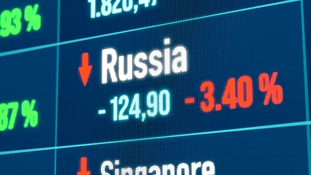 Sancțiunile Occidentului aruncă Rusia în HAOS financiar: Cozi la bancomate, tranzacții suspendate