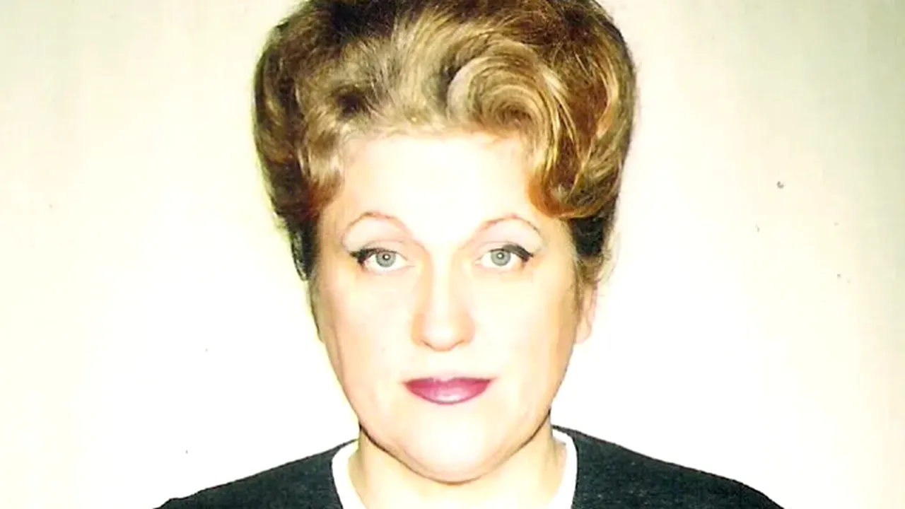 ”Din pulberea iubirii” - Arii și romanțe | O carte monumentală a unei iubiri legendare