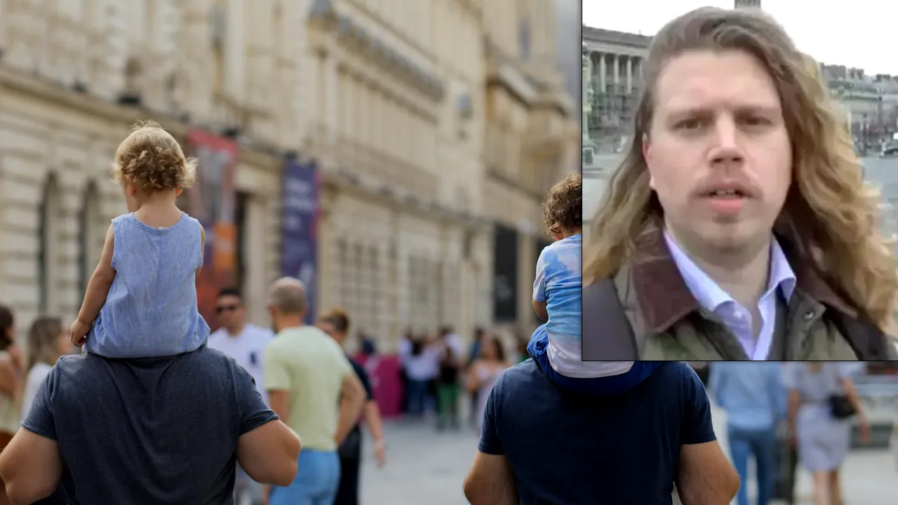 El este Jonathan, bărbatul cu 550 de COPII. Motivul uluitor pentru care femeile îi cad în „plasă”