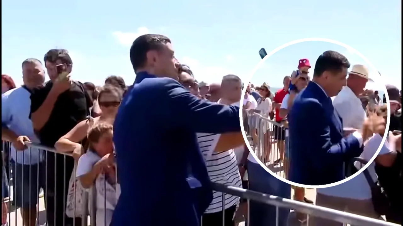 George Simion, prezent la Constanța de Ziua Marinei Române. Liderul AUR a făcut poze cu mulțimea
