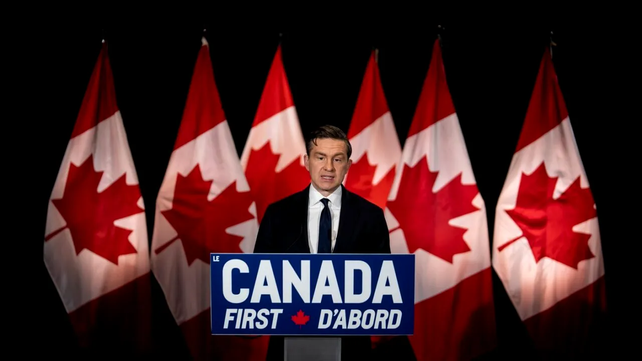 Liderul opoziției din CANADA dorește reducerea ajutorului extern pentru a construi o bază militară în Arctica