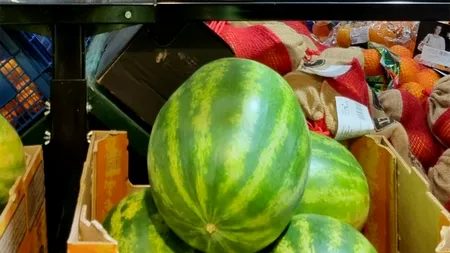 Iarna nu e ca vara! Câți lei a dat un român pe un pepene verde, acum, în ianuarie 2023, într-un supermarket Carrefour din București