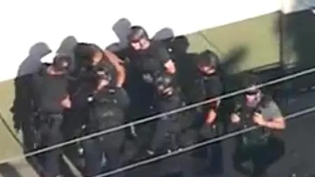 Individ arestat în Los Angeles, după ce a luat mai mulți ostatici și a UCIS o femeie