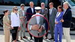 Nicușor Dan nu s-a dezlipit de celebrul carnețel nici la reuniunea informală cu președintele Poloniei, la care a participat și Mirabela Grădinaru. În imaginile publicate de Administrația Prezidențială carnețelul a fost „interzis”
