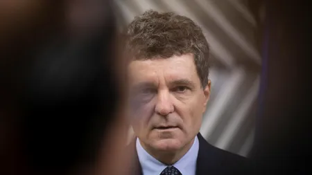 Nicușor Dan a avertizat că majorarea salariului minim pe economie ar putea duce la PIERDEREA locurilor de muncă