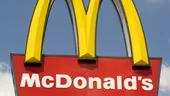 McDonald’s îşi redeschide treptat restaurantele din Ucraina, începând cu Kiev. Decizia vine, în anumite condiții, după 7 luni de pauză