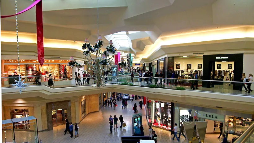 Programul mall-urilor din București de Crăciun 2022 și Revelion 2023