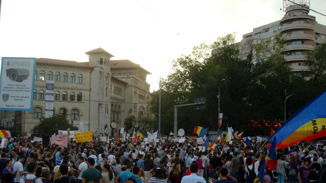 AFP: Proiectul privind o mină de aur canadiană trezește din toropeală tinerii români