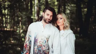 Piesa lansată de Smiley și Delia, „Ne vedem noi”, pe locul 14 în topul celor mai urmărite piese pe plan mondial