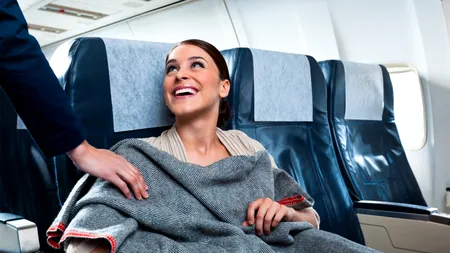 De ce este frig în avion mereu, chiar și pe vreme de caniculă? Care este motivul real