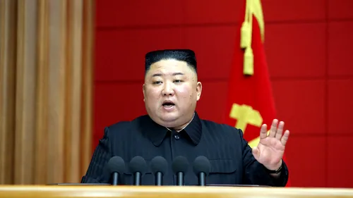 Decizia radicală a lui Kim Jong-un: A ordonat „eliminarea” pisicilor și a porumbeilor pentru că ar răspândi COVID-19