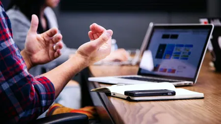 Reconversia profesională în 2025 - Cum îți schimbi cariera în România