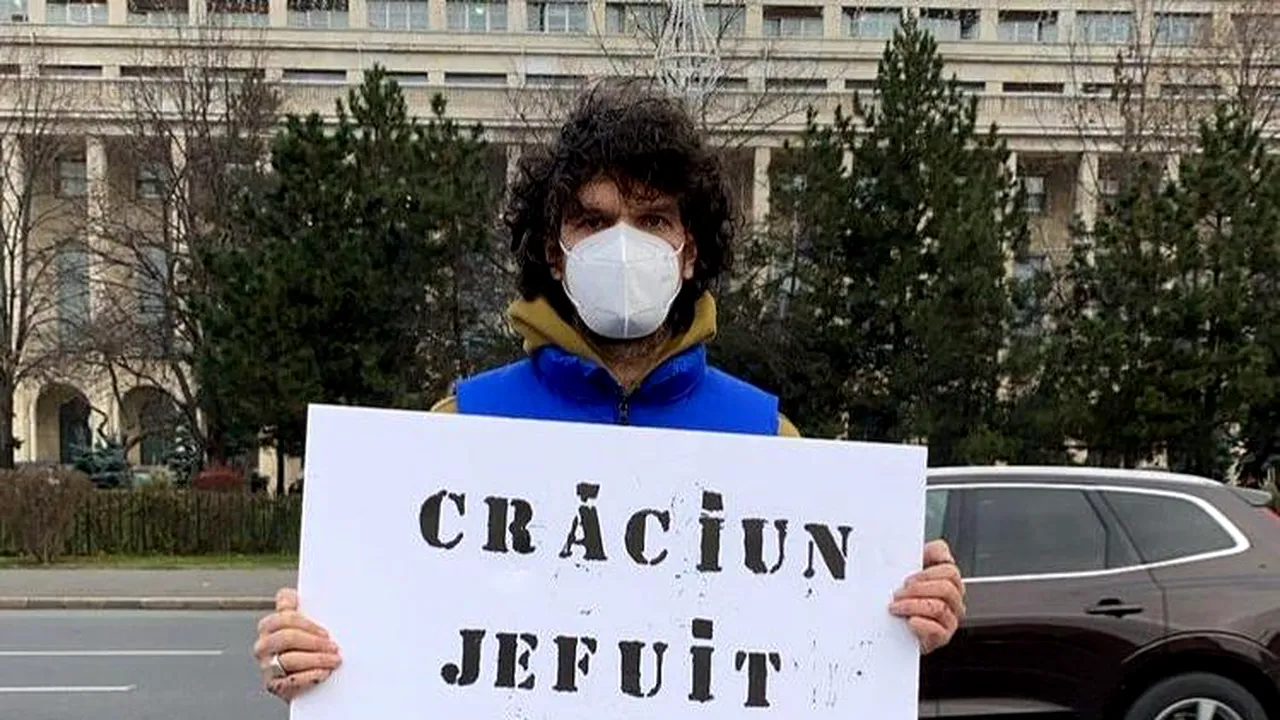 Tudor Chirilă, protest în Piața Victoriei: „Reformism nu traseism”