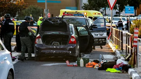 Atac TERORIST în Israel /Un militant islamist a lovit cu mașina un grup de oameni