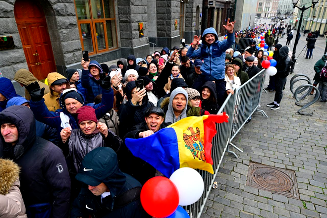 Coadă de alegători moldoveni la Moscova. Profimedia 