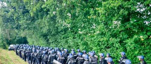 Măcel la o petrecere în Bretania, Franța. Sute de oameni s-au bătut cu polițiștii care au venit să întrerupă distracția (VIDEO)