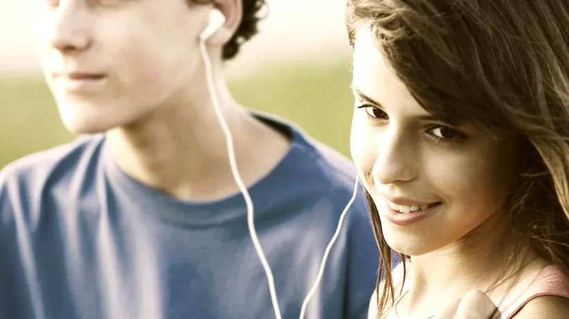 Cuplurile care ascultă muzică acasă împreună au o viață sexuală mai împlinită și relații fericite