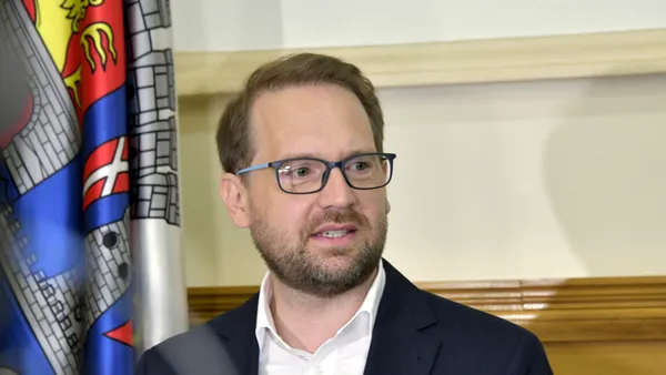 Mesajul lui Fritz la o zi după decizia CCR care îl poate lăsa fără mandat de primar: „Bună dimineața. Tot nu votăm un guvern PSD”