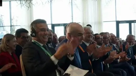 Sorin Grindeanu, tachinat de Kelemen Hunor la congresul UDMR: 