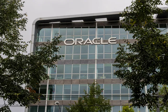 Scandal la Oracle după valul de concedieri. Sindicaliștii acuză blocarea negocierilor și concedierea liderilor de sindicat
