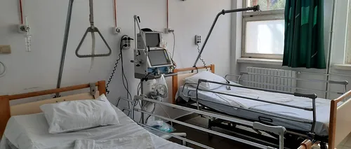 Un bătrân internat la Spitalul de Neuropsihiatrie din Craiova s-a aruncat de la etajul 2 al clădirii. Bărbatul a supraviețuit doar o zi