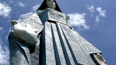 Lacrimile uriașe ale Fecioarei din Trujillo