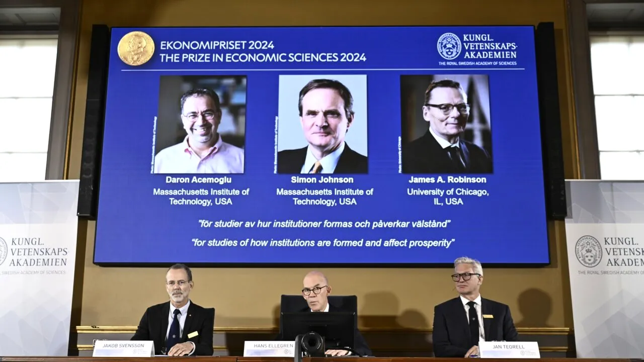 Premiul Nobel pentru economie, acordat pentru cercetări privind diferențele de prosperitate între națiuni