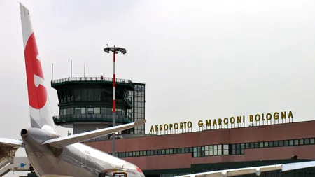 Comoara din bagajul unei românce. Ce au găsit vameșii italieni în bagaj