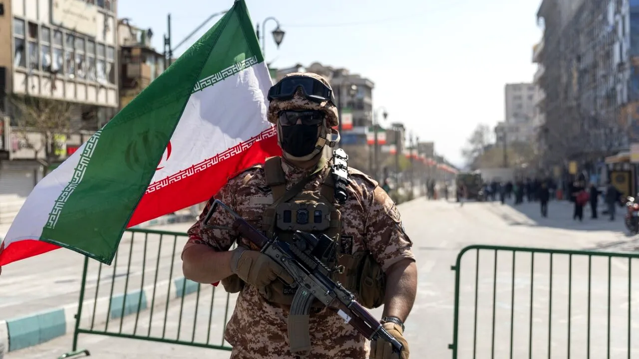 Un general român, în exclusivitate pentru Gândul: Iranienii au rachete care pot ajunge în România