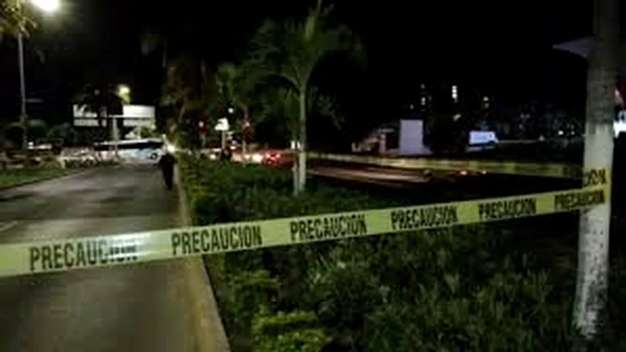 Un fost guvernator al statului mexican Jalisco, cartelul drogurilor, a fost asasinat în toaleta unui restaurant. Locul crimei, curățat de personal