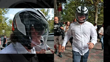 VIDEO | Tatăl lui Vlad Pascu a fost pus sub control judiciar. Bărbatul a plecat în grabă și a forțat ieșirea din mijlocul jurnaliștilor