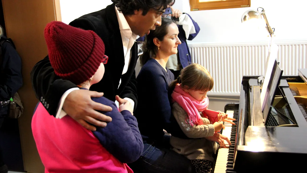 ZÂMBETUL CARE VINDECĂ