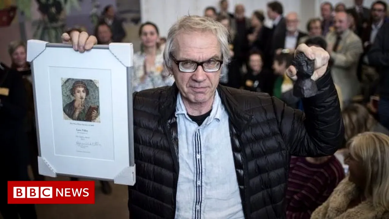 Caricaturistul suedez Lars Vilks care l-a desenat pe profetul Mahomed cu corpul unui câine a murit într-un accident de maşină. Artistul trăia sub protecţia poliţiei