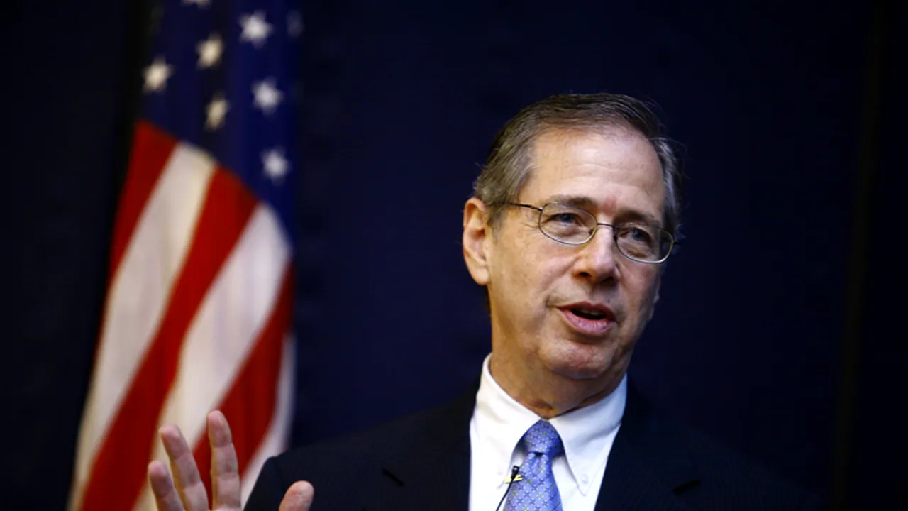 Gitenstein către Kerry: Fără sprijinul SUA și UE, nu e sigur că România continuă reformele juridice