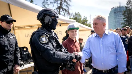 Ziua Poliției Române, SĂRBĂTORITĂ în Parcul Herăstrău. La eveniment a participat și ministrul de Interne, Lucian Bode