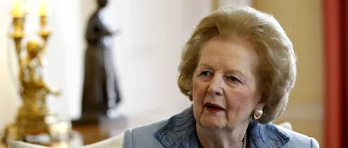 Un sărut de la Margaret Thatcher: un șervețel cu urmele rujului Doamnei de Fier, scos la vânzare