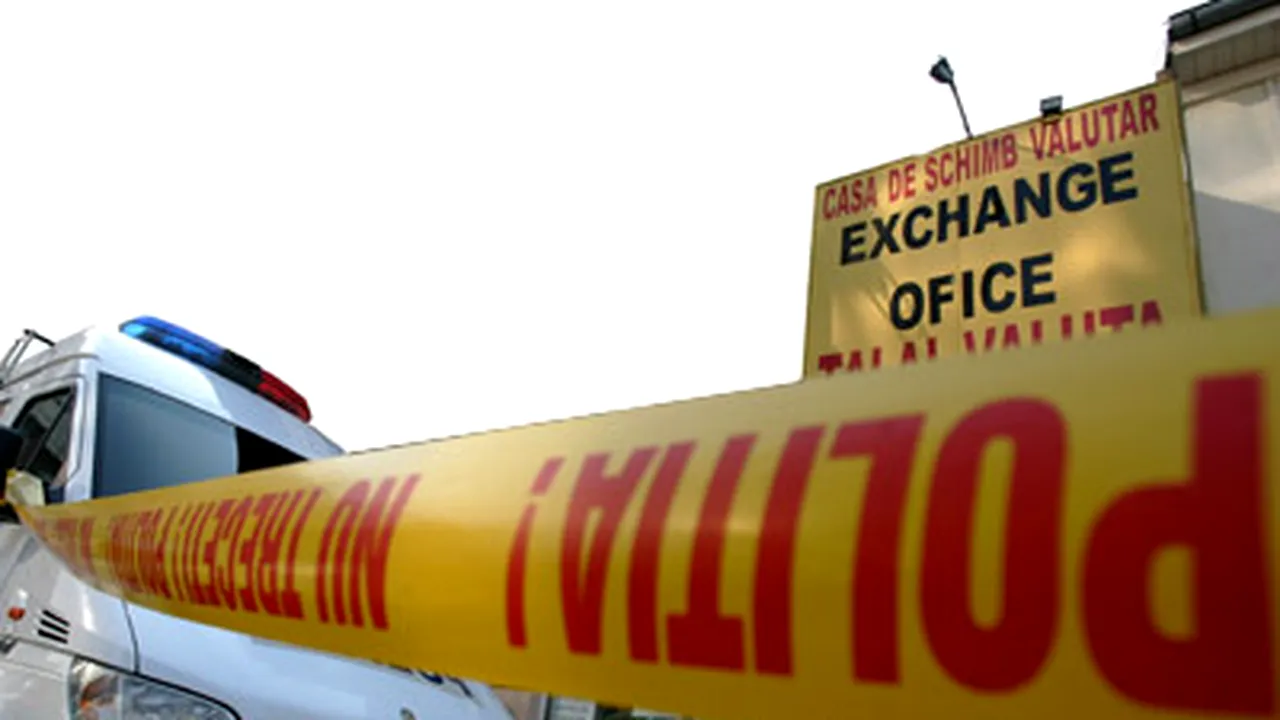 Jaf la o casă de amanet din Capitală. Hoții au plecat cu două kilograme de aur și 13.000 de lei