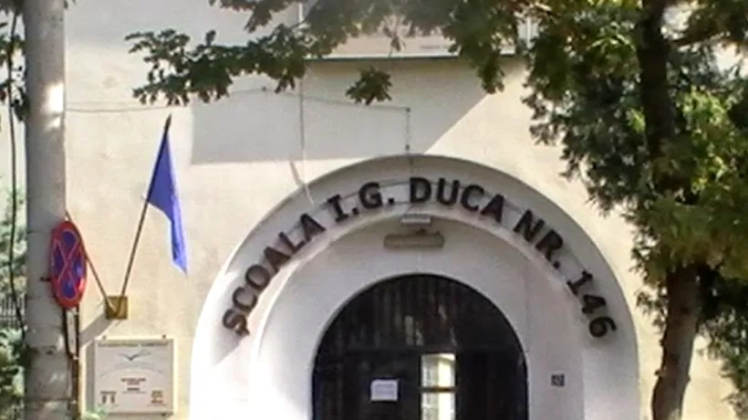 Directorul de la Școala I.Gh. Duca a fost demis la cerere