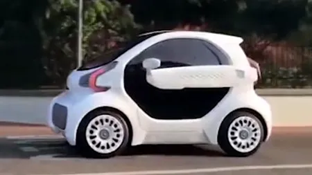 Chinezii vor lansa o „clonă de Smart