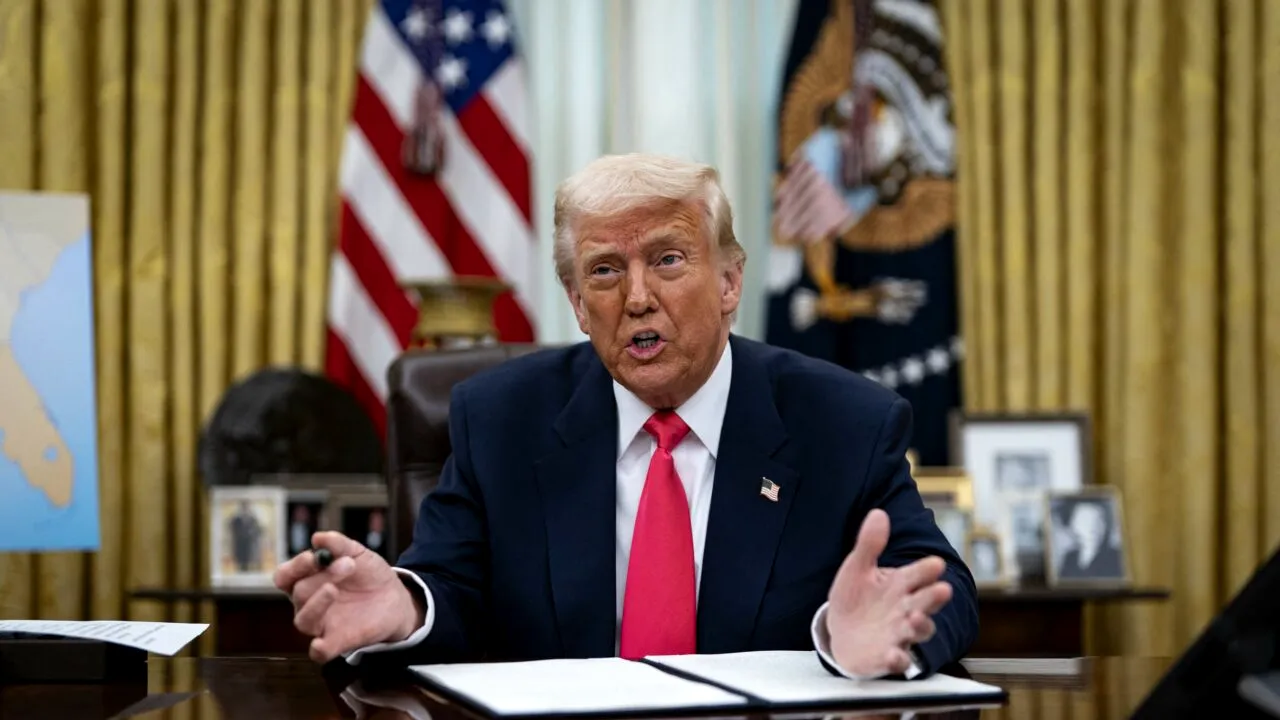 Donald Trump i-a trimis o scrisoare ayatollahului Khamenei, pentru lansarea negocierilor pe tema programului NUCLEAR iranian