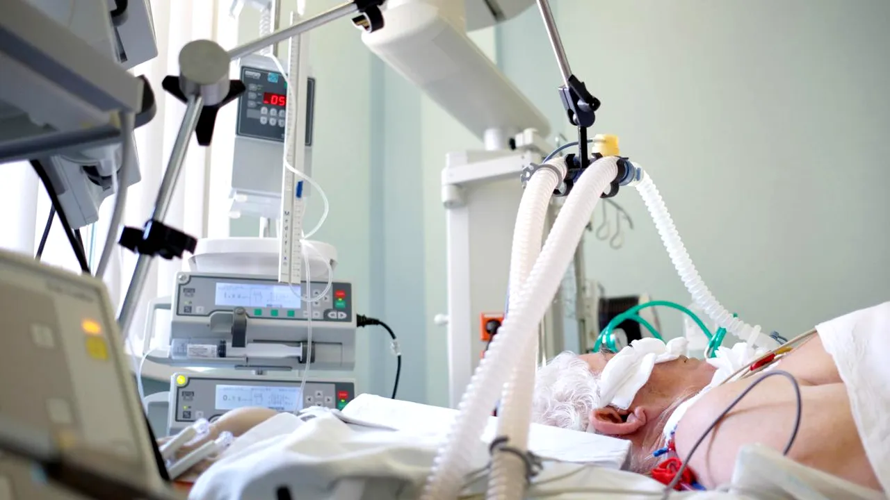 Spitalul Județean Craiova, copleșit de valul 4: Doi pacienți cu COVID-19 au murit, în așteptarea unor locuri la ATI, alți 25 sunt în stare gravă. ”Nici în valul 3 nu am avut o astfel de situație”