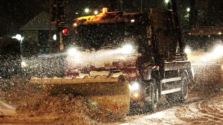 Bucureștiul, pregătit pentru ninsoare. Oprescu scoate pe străzi 500 de utilaje